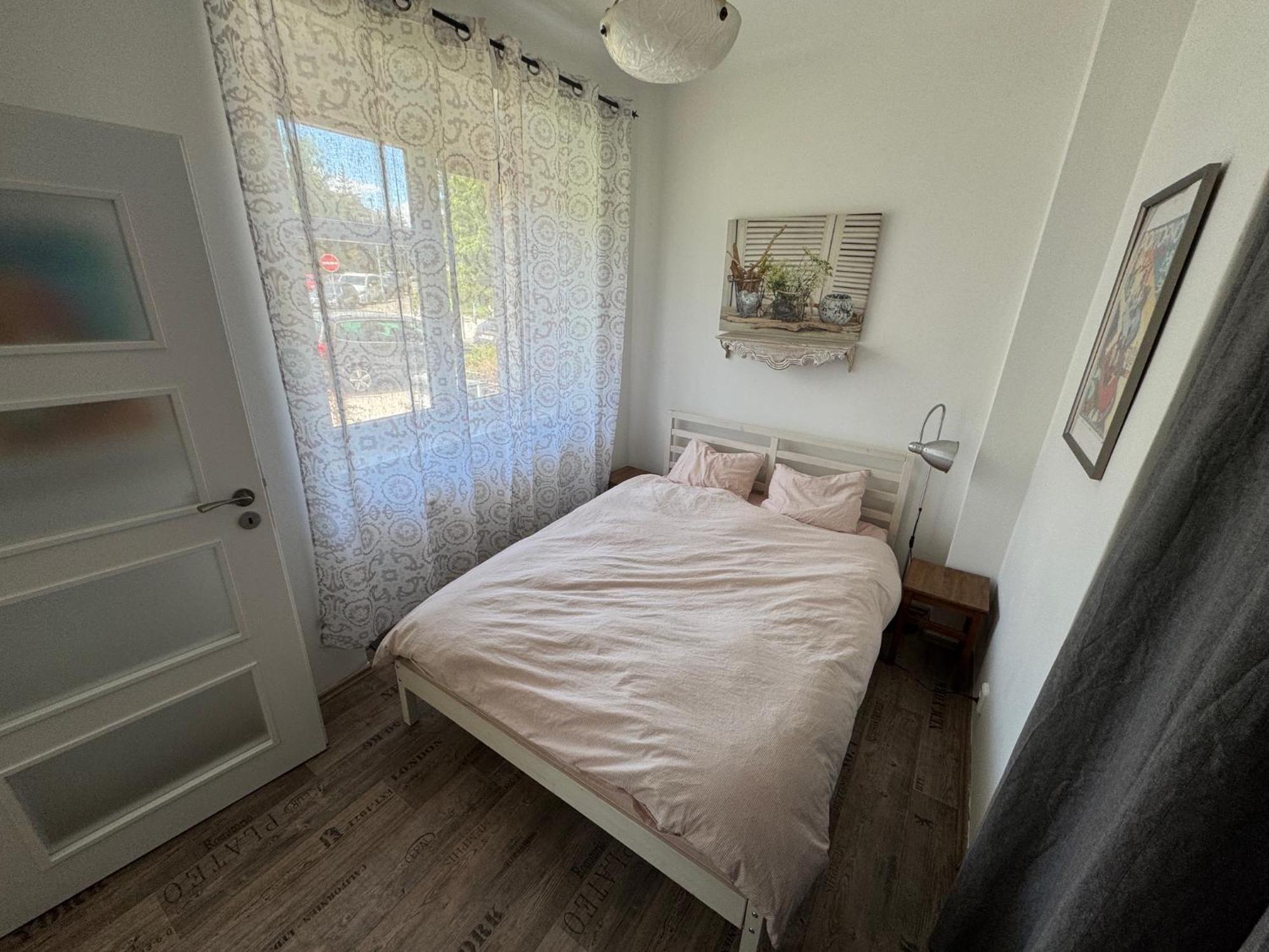 6 Apartment *