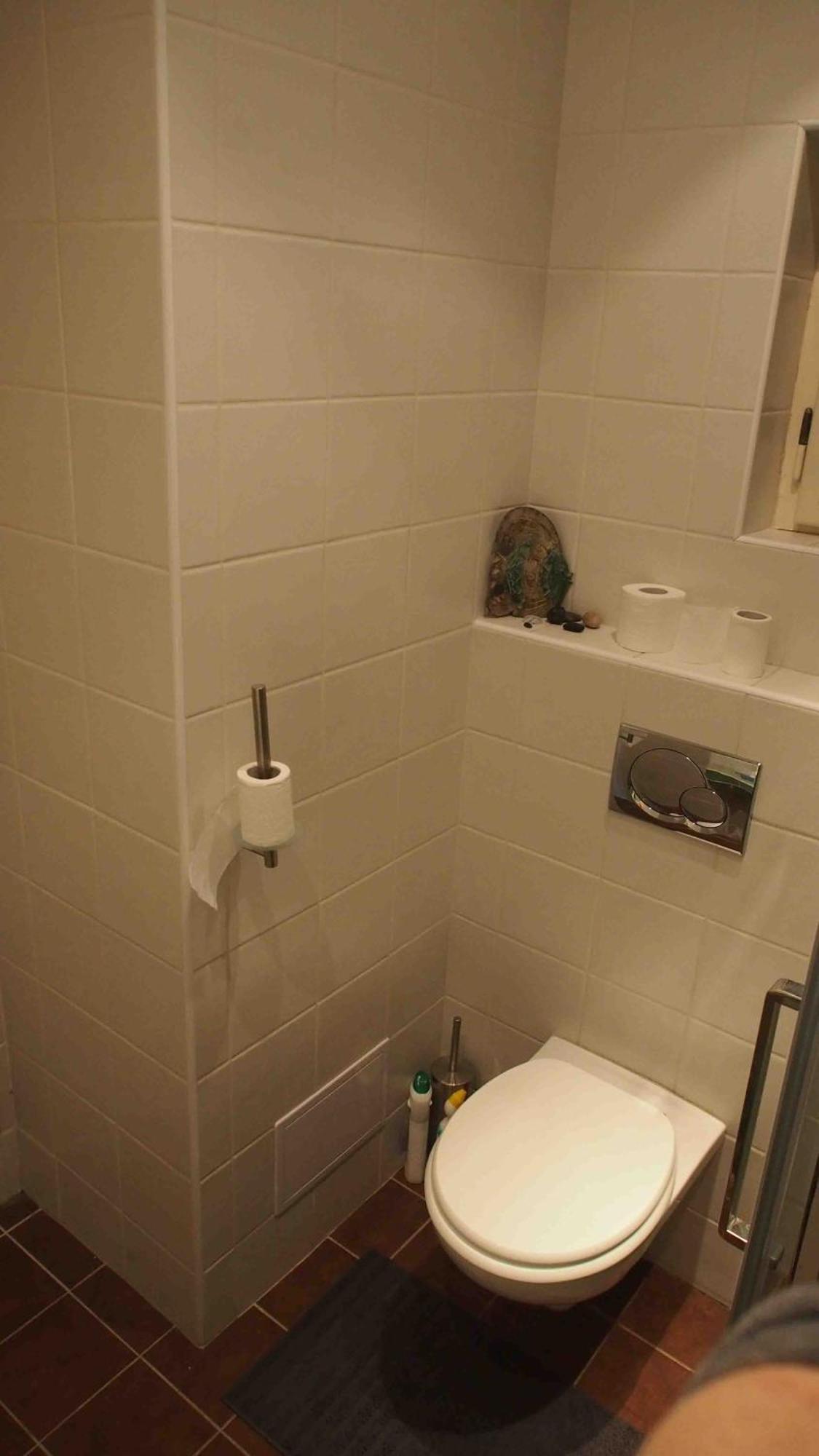 6 Apartment *